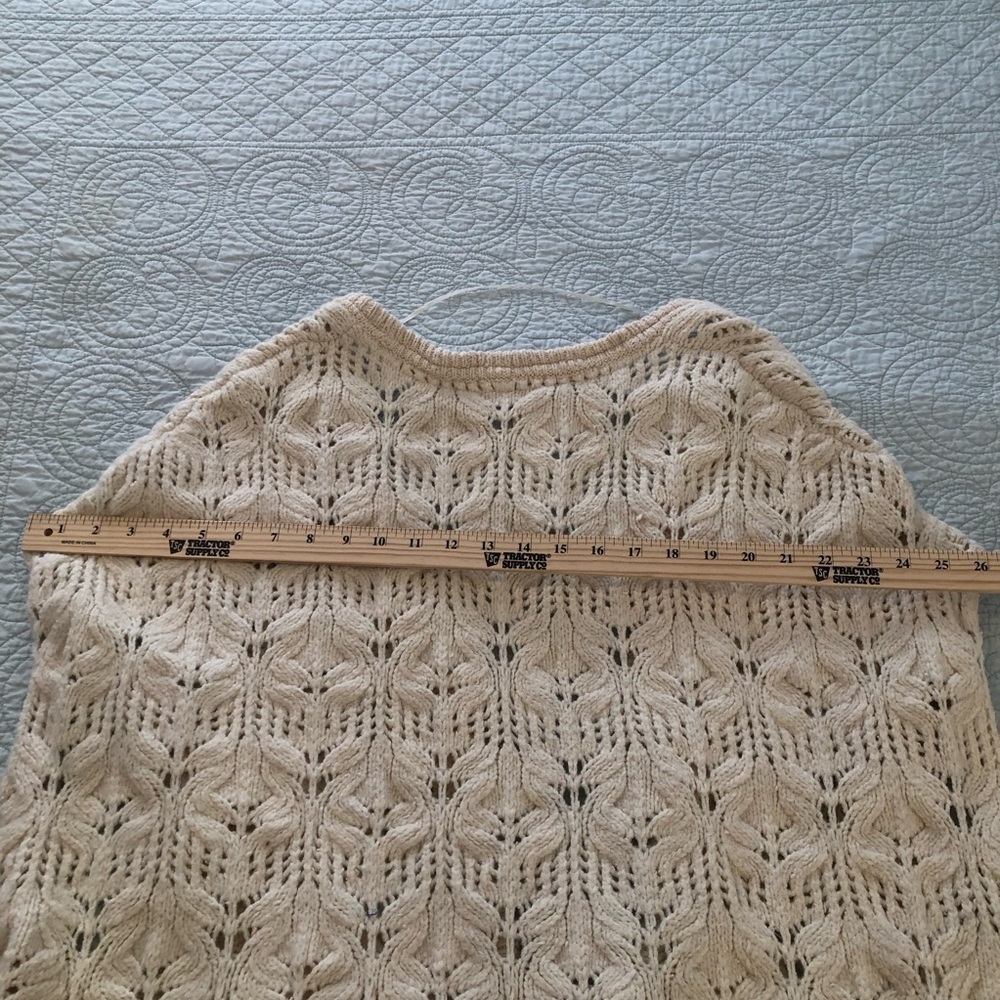 Free People Lili ivory sleeveless cardigan sweater vest cape. Medium - Picture 9 of 12